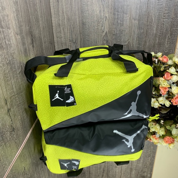 Nwt Nike Jordan Elemental Duffle Bag 